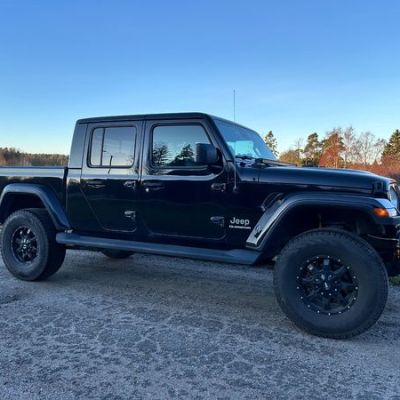 Jeep Gladiator –  Nysservade Öhlins-stötdämpare!