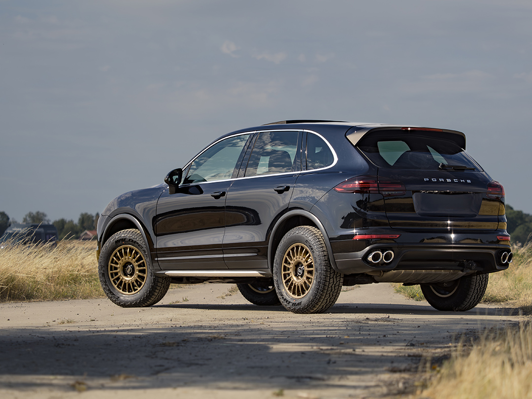 Porsche Cayenne med Braid Wheels